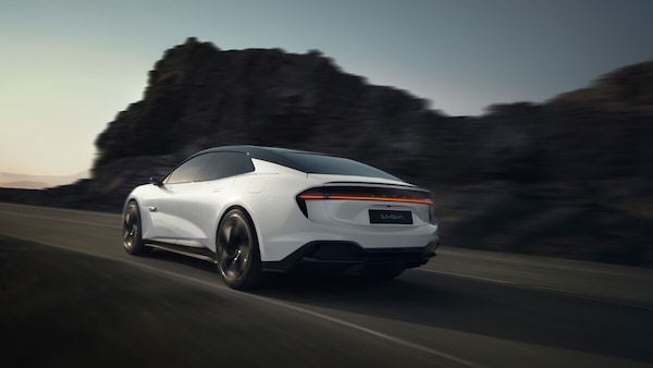 Lotus Emeya ed Eletre 2026