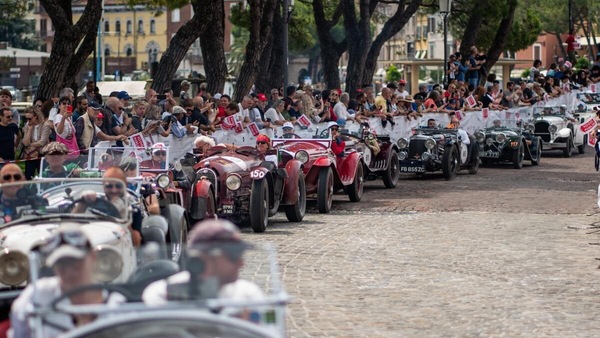 1000 Miglia 2025, è conto alla rovescia: selezionate le vetture partecipanti