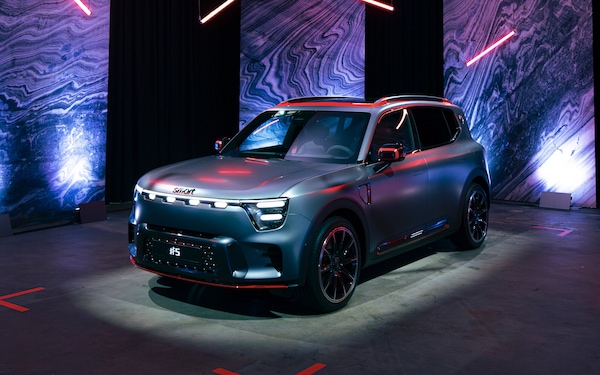 Smart #5 Brabus, ampio spazio sensuale