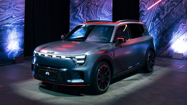 Smart #5 Brabus, ampio spazio sensuale