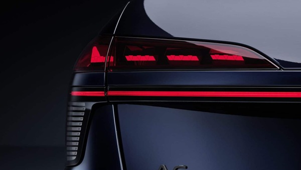 Audi A6 berlina, brida diesel e benzina, nuovi teaser