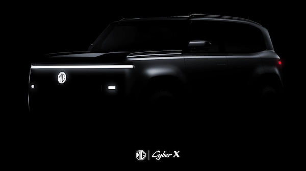 MG Cyber X, suv urbano e linee squadrate: una ricetta "europea"