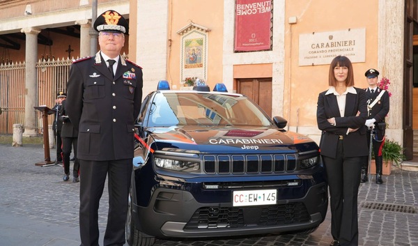 Carabineri (anche) green, arrivano le Jeep Avenger elettriche