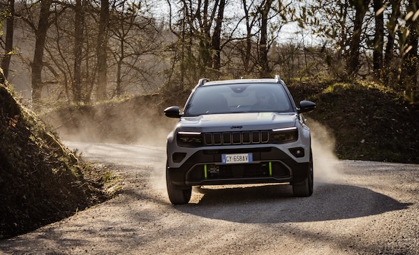 Catone, Jeep: "Avenger 4xe dedicata a chi cerca l'avventura"