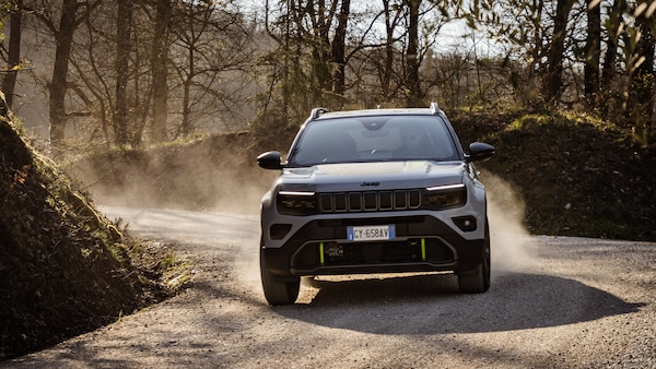 Catone, Jeep: "Avenger 4xe dedicata a chi cerca l'avventura"