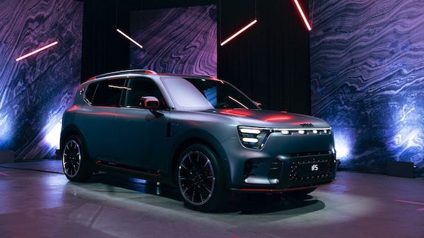 Smart #5 Brabus, com'è fatto il super Suv elettrico