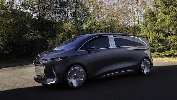 Mercedes Vision V, il lusso diventa pratico: a Shanghai una navetta da urlo