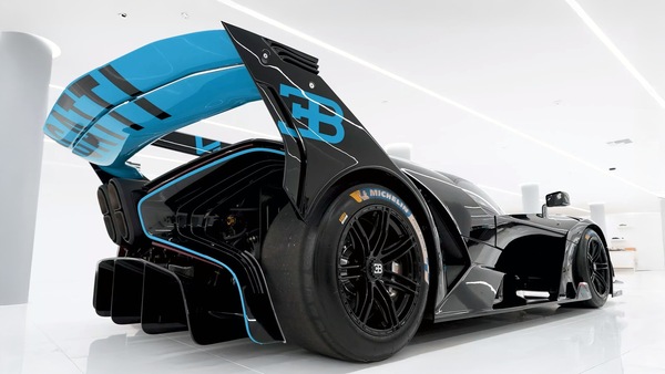 Bugatti Bolide: in pista le gomme durano 60 km