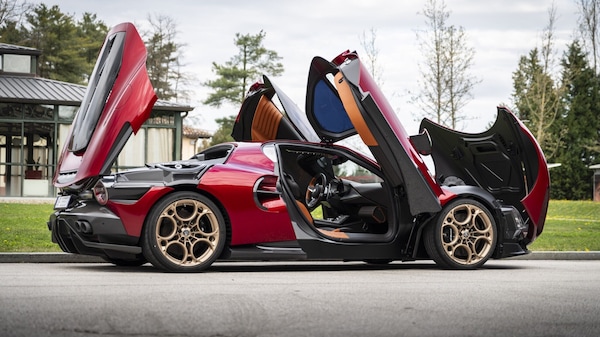 Alfa Romeo 33 Stradale, emozioni in pista