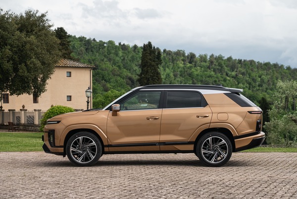 KGM Actyon, su strada il Suv del nuovo corso