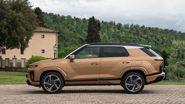 KGM Actyon, su strada il Suv del nuovo corso