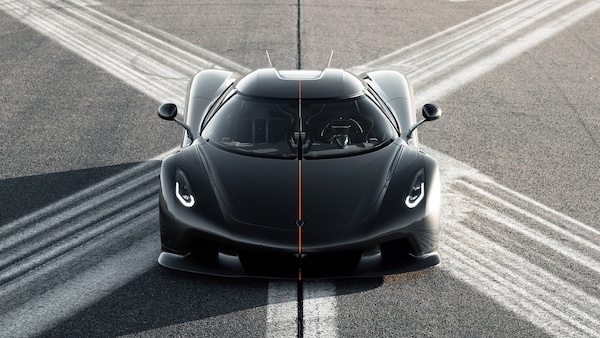 Koenigsegg Jesko Absolut, nuovo record di velocità per l’hypercar