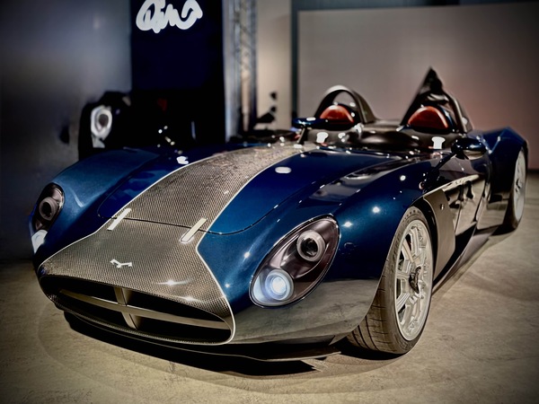 Automobili Mignatta Rina, V8 e peso piuma per la sportiva piemontese