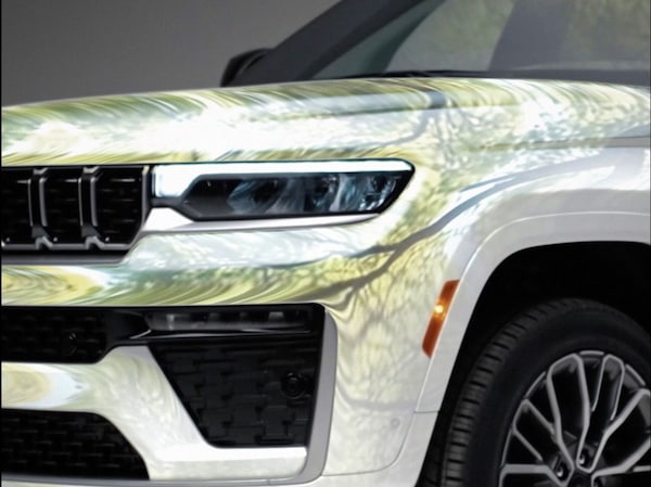 Jeep Grand Cherokee 2026, le prime foto del restyling
