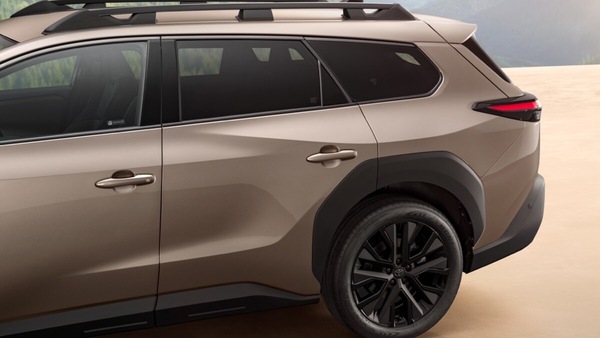 Toyota bZ4X Touring: bagagliaio enorme