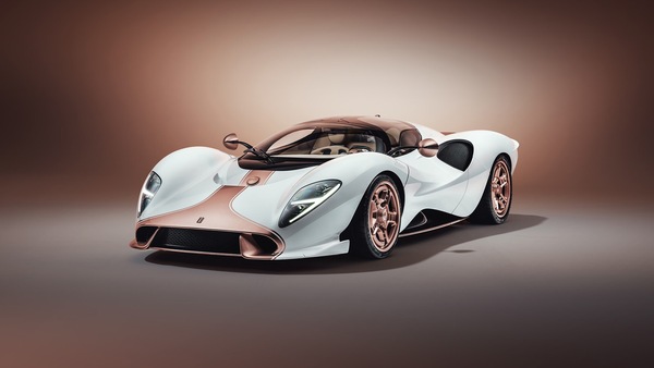De Tomaso P72 entra in produzione, la bellezza si fa automobile