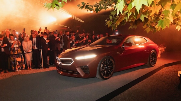 BMW vince la Coppa d'Oro a Villa d'Este e svela due novità