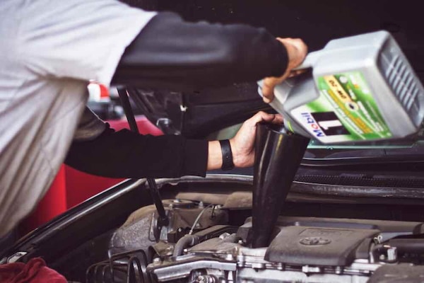 Come effettuare la manutenzione ordinaria della tua auto