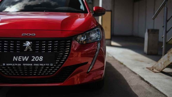 Stellantis e Amazon interrompono la collaborazione sul progetto SmartCockpit