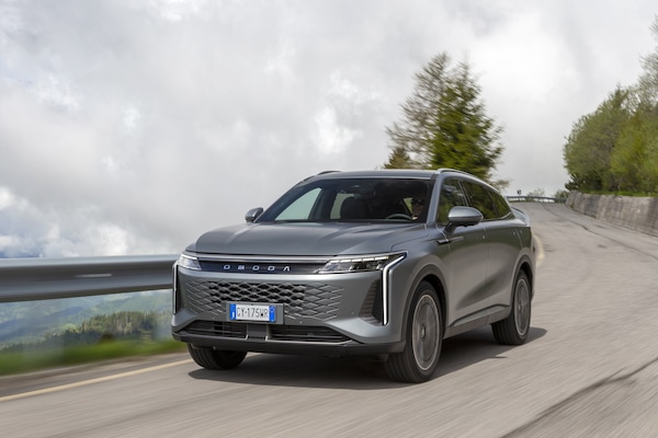 Omoda 9 Super Hybrid, il test. Ha tutto: qualità, potenza, autonomia, prezzo