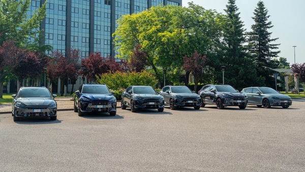 Cupra e-Hybrid: le offerte sull'ibrido plug-in sportivo di Leon, Formentor e Terramar