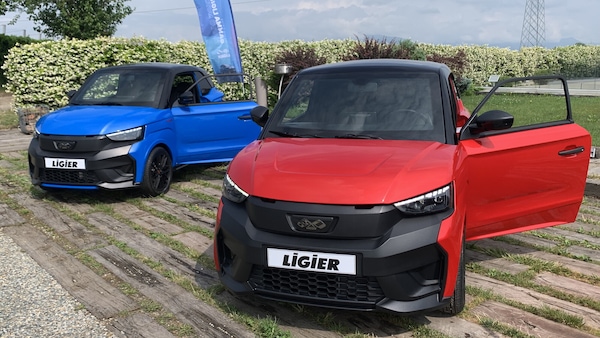 Ligier JS50, stile unico, doppia anima