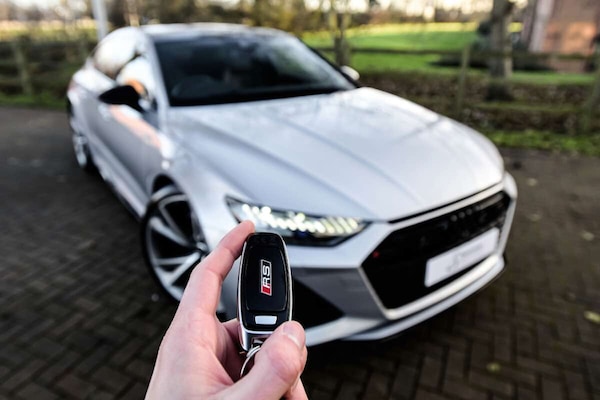 Auto usate online: un mercato in pieno boom ma attenzione alle truffe