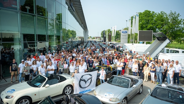 Mazda MX-5, Andar per le Langhe, un raduno storico