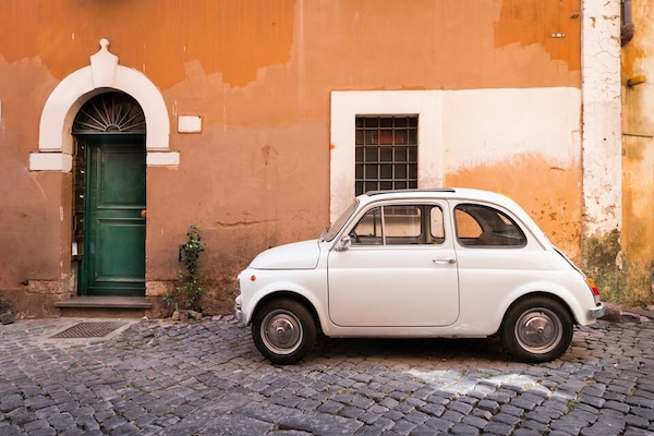 Auto italiane sempre più vecchie: età media oltre i 12 anni