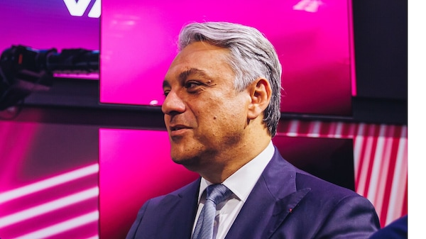 Renault, Luca de Meo non è più amministratore delegato