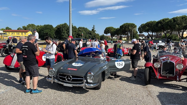 1000 Miglia 2025, il giorno 1: da Brescia a San Lazzaro di Savena