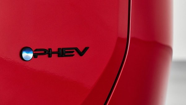 Auto ibride, un fenomeno in crescita ma serve chiarezza