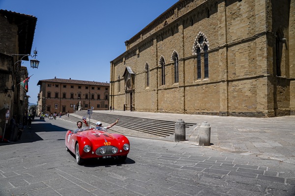 Perché la 1000 Miglia è più di una corsa