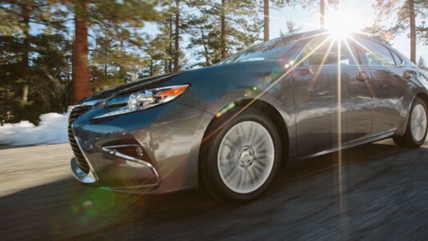 Auto e risparmio: le nuove abitudini degli italiani per spendere meno nel 2025