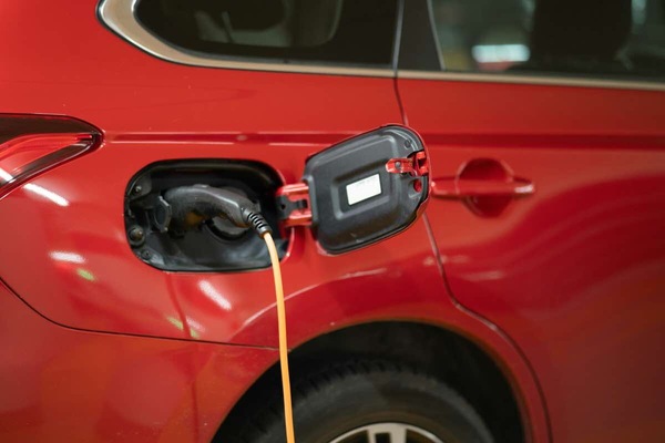 Guida agli incentivi per l’acquisto di auto elettriche nel 2025
