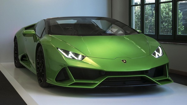 Lamborghini, il modello che guidava Diogo Jota nella tragedia