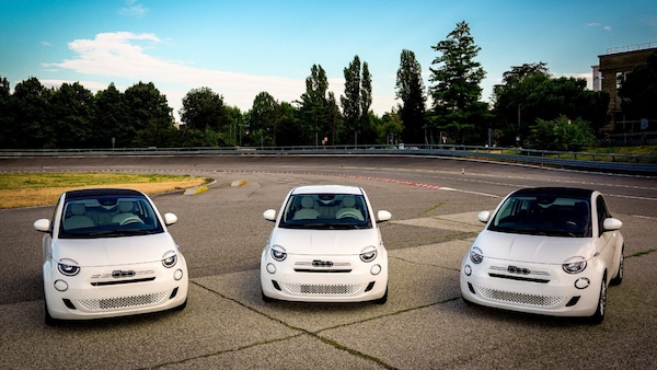 Fiat 500 ibrida 2025