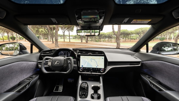 Lexus RZ 2026