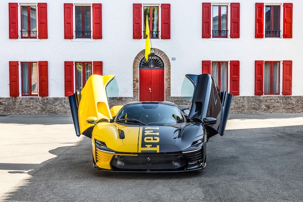 Ferrari SP3 Daytona, esemplare unico all'asta per beneficenza