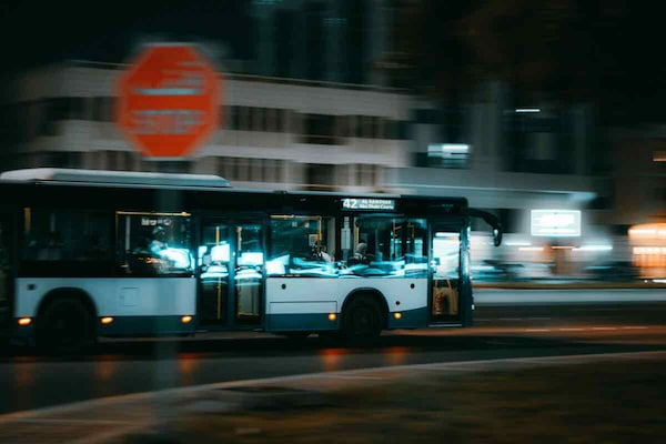 Milano accelera sui bus senza autista, ma servono norme e investimenti