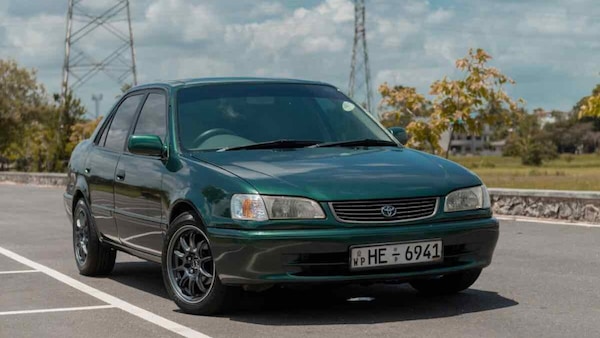 Toyota Corolla da 2 milioni di km: la leggenda che non si è mai fermata