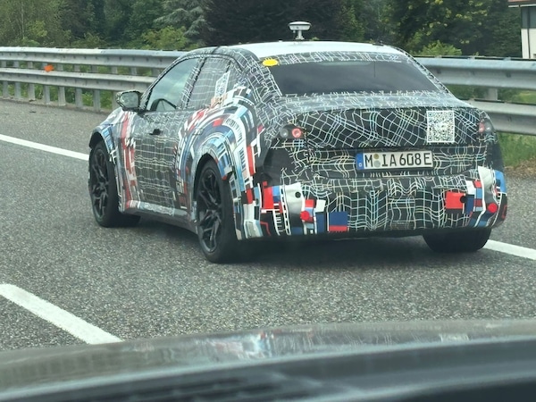 BMW M3, la sportiva elettrica su strada in attesa del debutto