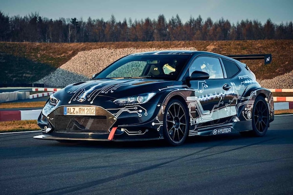 Hyundai Rolling Lab, il futuro è già realtà: elettrico, sportivo e divertente