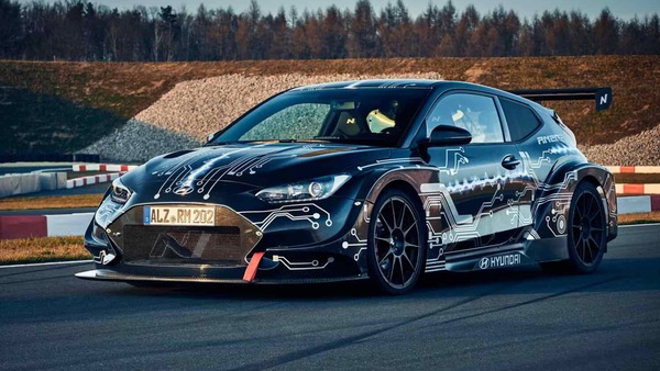 Hyundai Rolling Lab, il futuro è già realtà: elettrico, sportivo e divertente