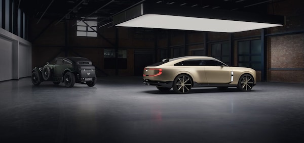 Bentley EXP 15 a Monterey, futuro elettrico, cuore artigianale
