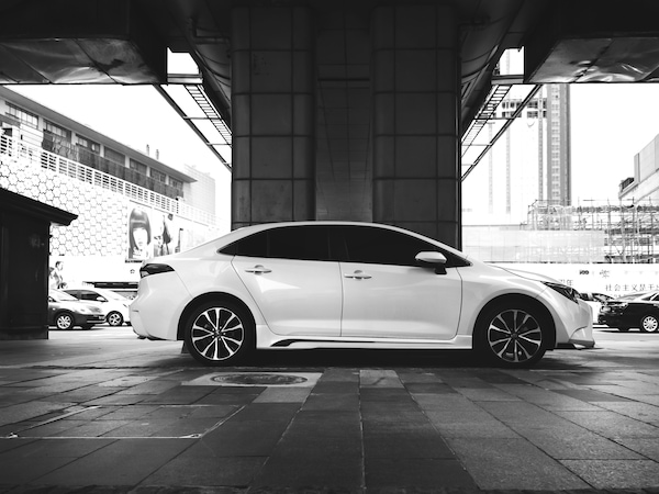 Aito M5 debutta al Salone di Monaco 2025: Huawei entra nell’auto elettrica europea