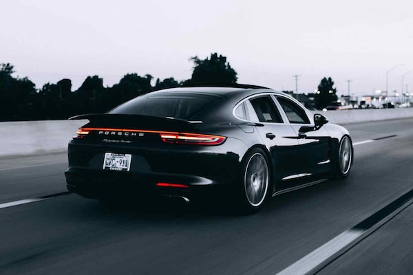 Porsche al Salone di Monaco 2025: Macan Electric e Taycan 2025 al centro della scena