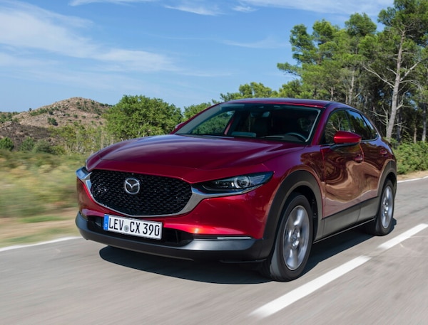 Mazda CX-30, tre motivi per comprarla, ma con qualche riserva
