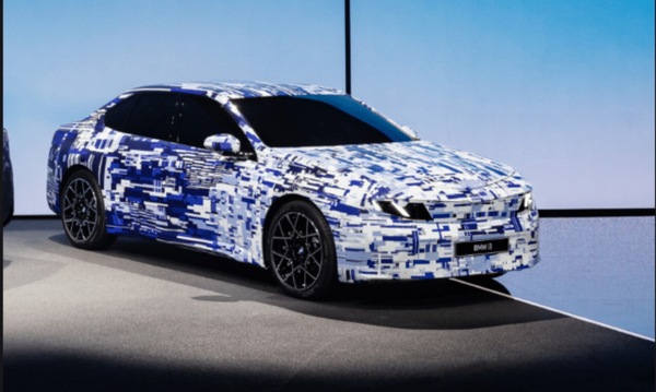 BMW i3 a sorpresa, la berlina elettrica e 40 modelli in cantiere