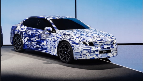 BMW i3 a sorpresa, la berlina elettrica e 40 modelli in cantiere